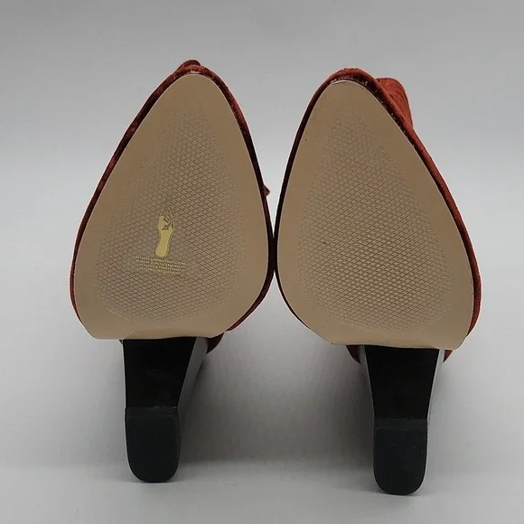 857- ZARA Burgundy Velvet Ankle Boots | Chunky Heel | Size 5.5 NWT - Picture 7 of 9